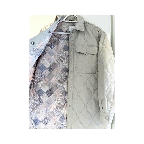 Oversized Quilted Jacket - Picture 6 of 6